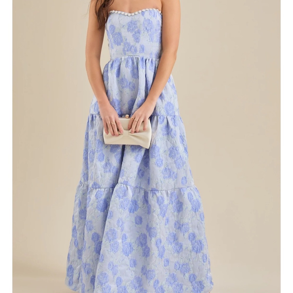 Altar’d State Skye Maxi Formal Dress